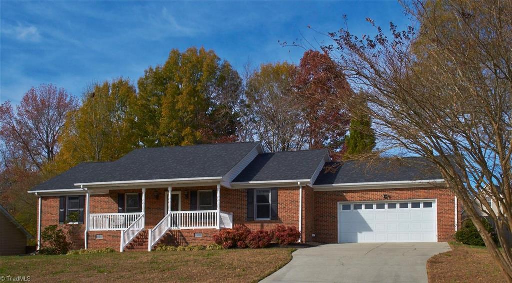 1111 Maple Ridge Drive