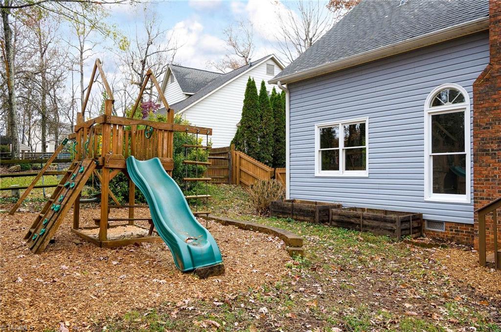 6311 Lakebend Court