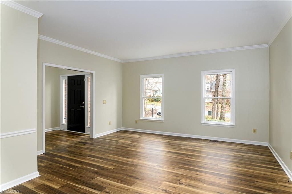 6311 Lakebend Court