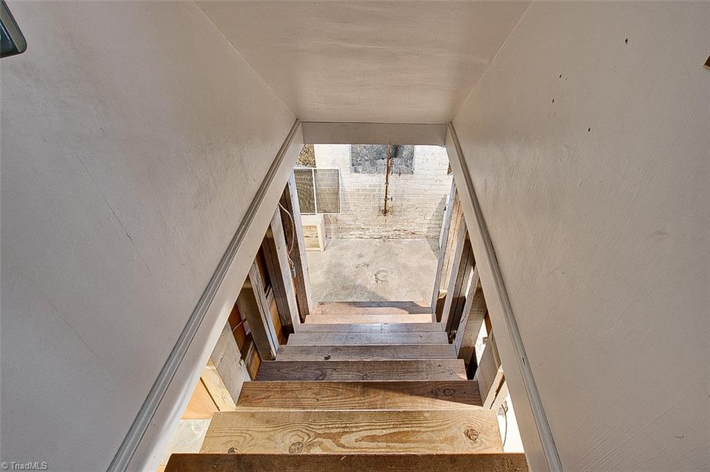709 Mayflower Drive