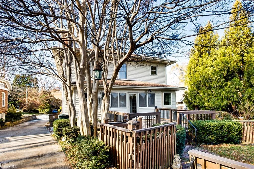 709 Mayflower Drive