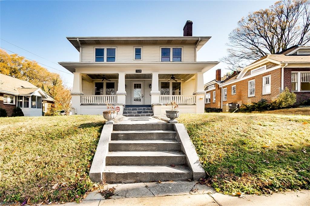 709 Mayflower Drive