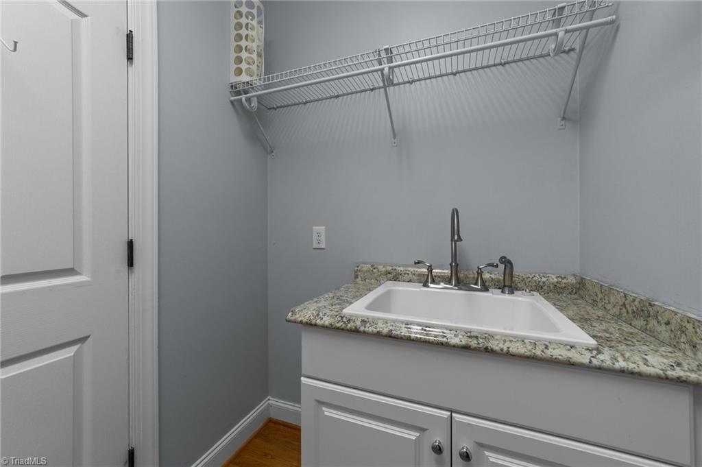 8403 Creeks Edge Court