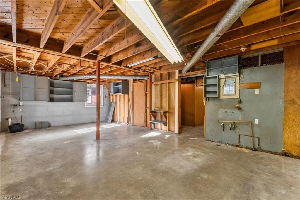 3401 Normandy Road