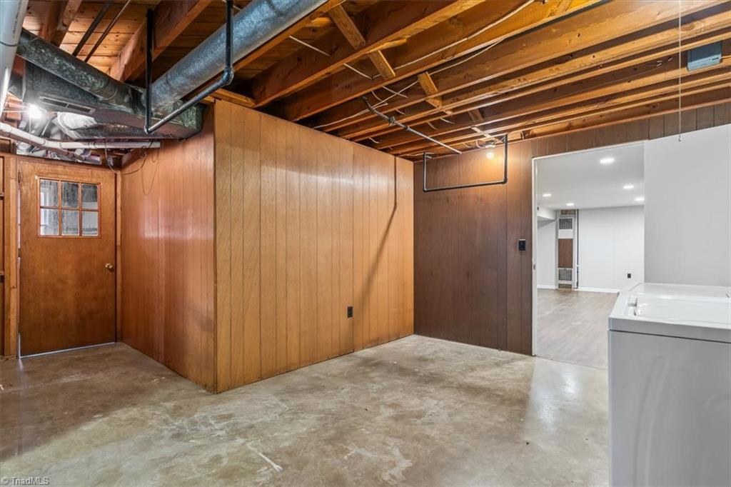 3401 Normandy Road