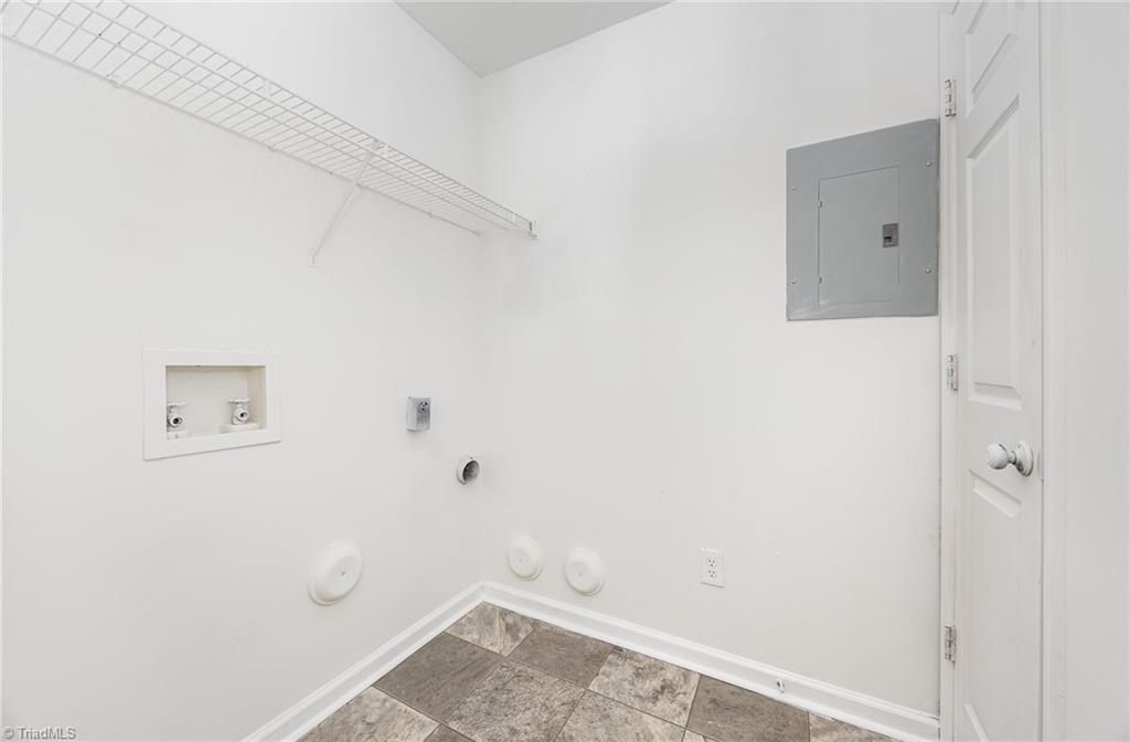 3642 Morris Farm Drive # B Unit: 1-B
