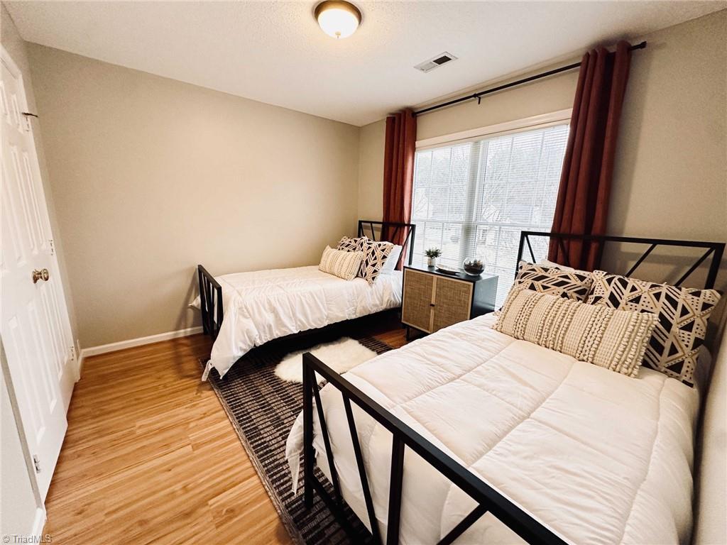 5911 Highland Grove Drive