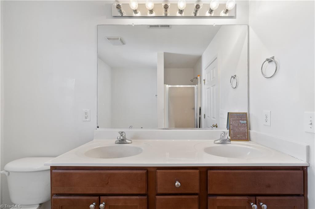 3966 Village Park Court, Winston-Salem