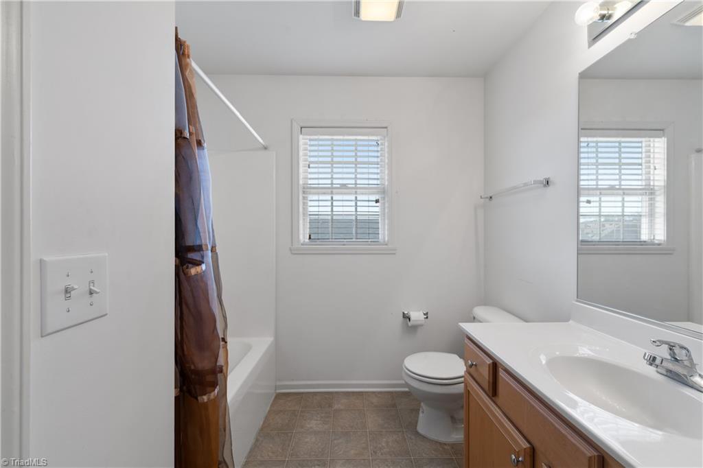 3966 Village Park Court, Winston-Salem