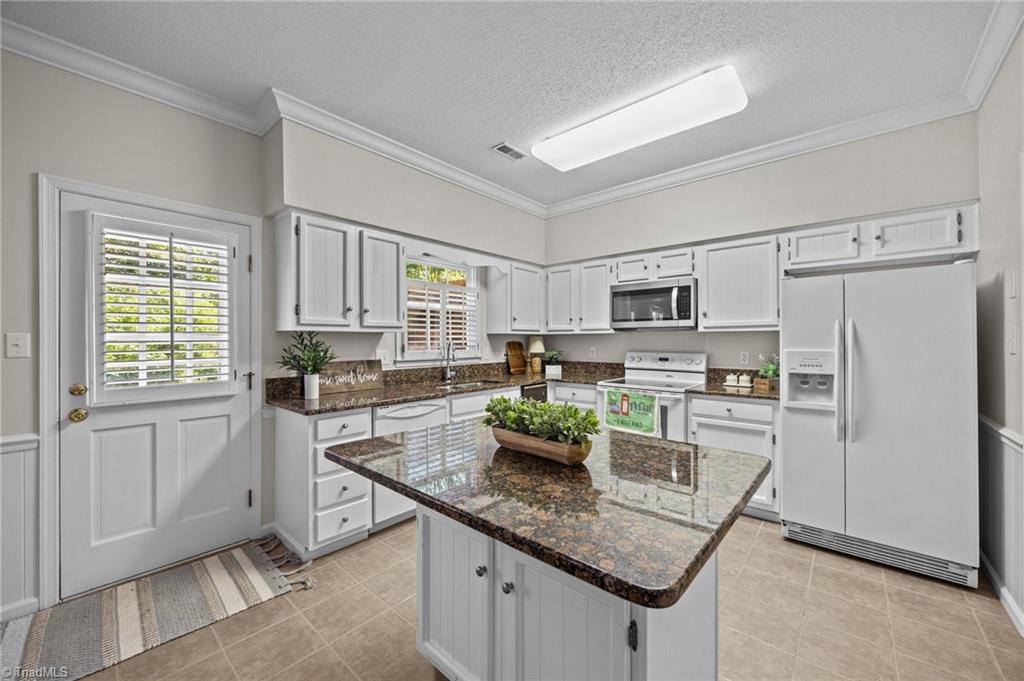 3410 Northline Avenue # B