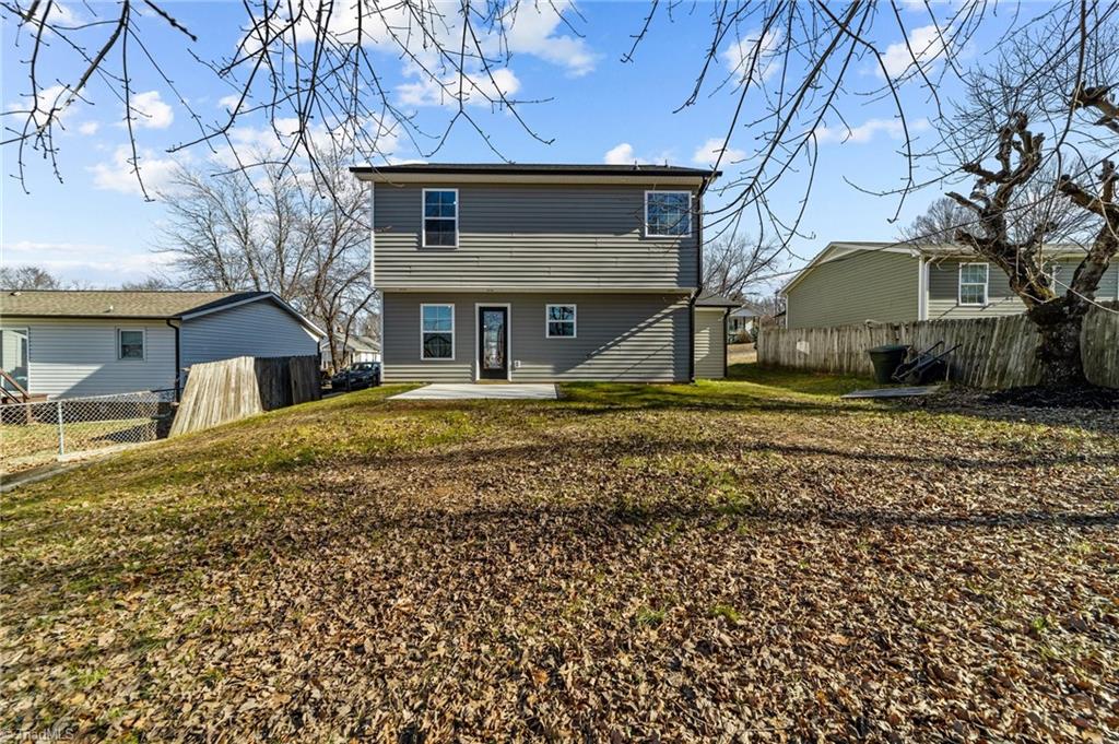 1607 Walnut Street