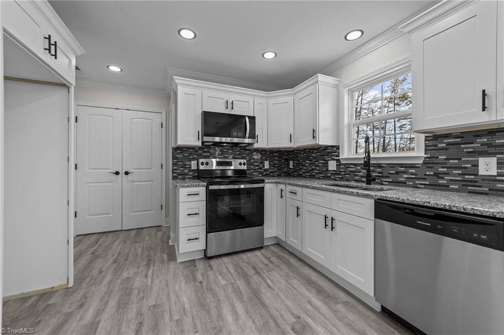 1607 Walnut Street