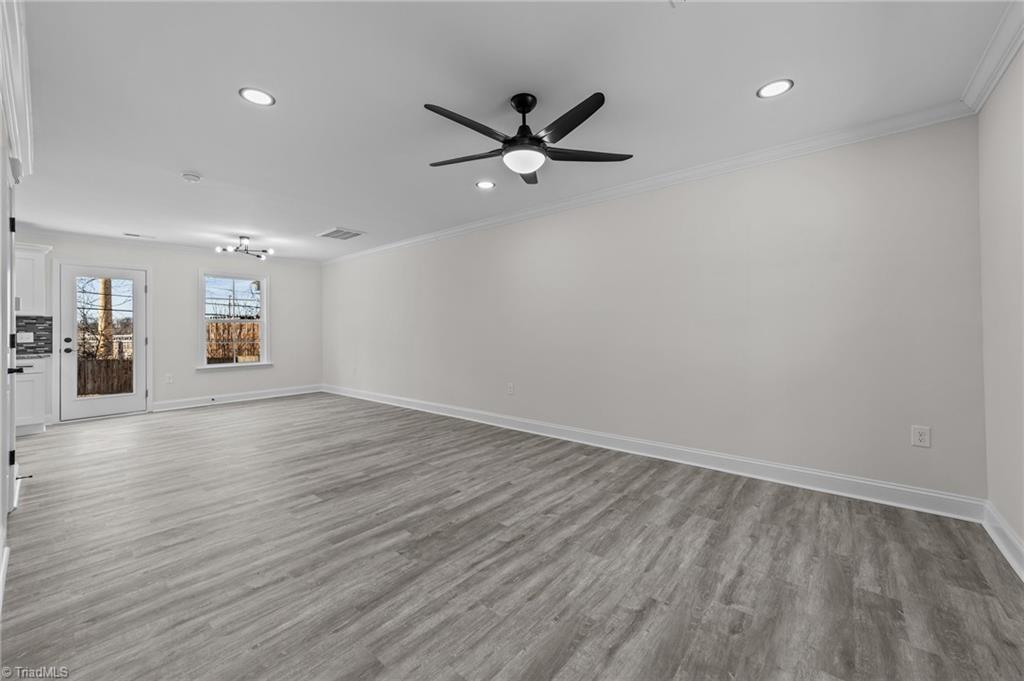 1607 Walnut Street
