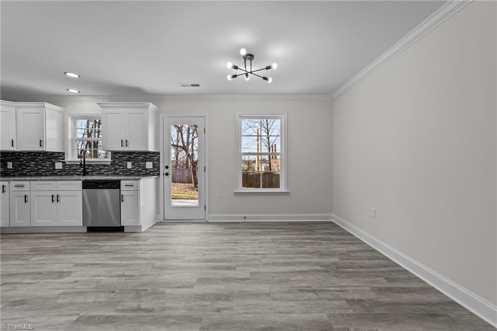 1607 Walnut Street