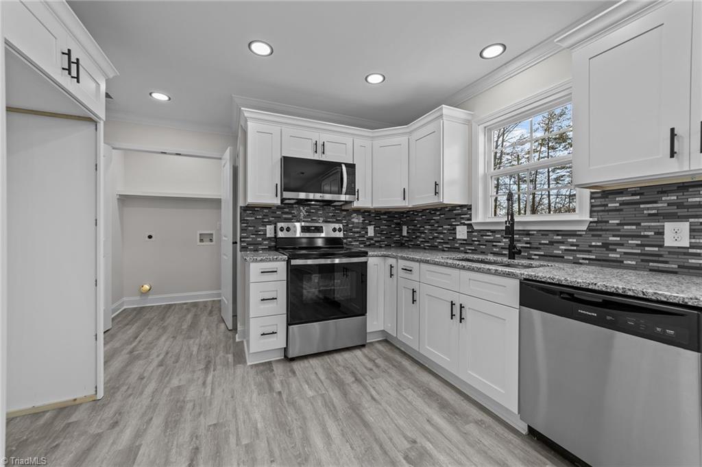 1607 Walnut Street
