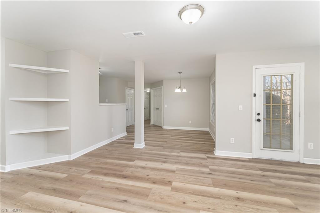 3642 Morris Farm Drive # 1C