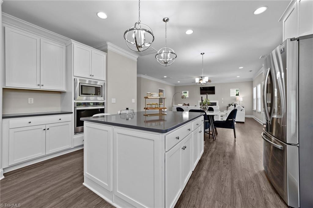 5638 Edgartown Street