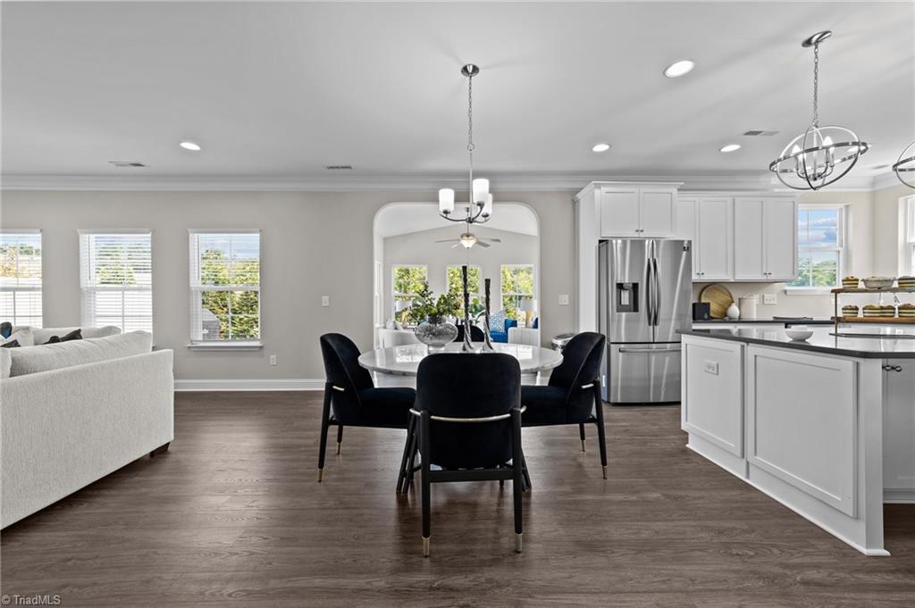 5638 Edgartown Street