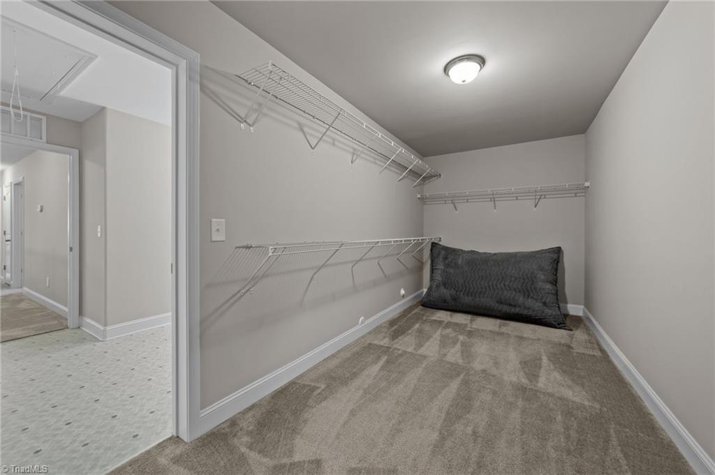 5638 Edgartown Street