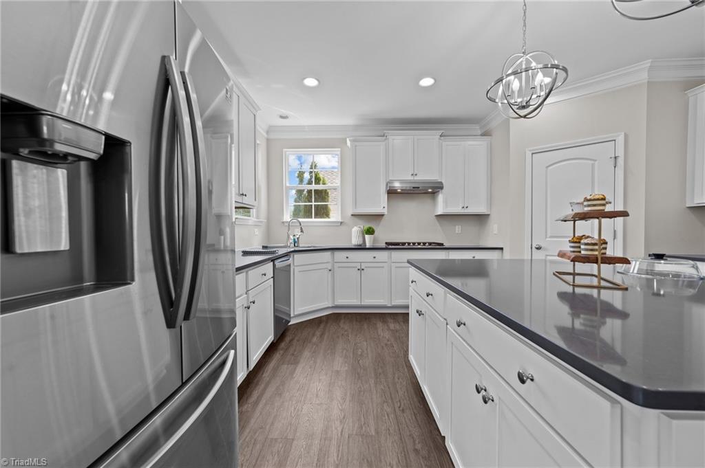 5638 Edgartown Street