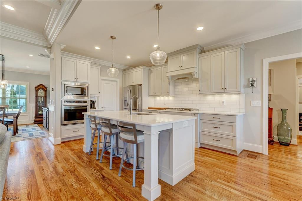 7806 Front Nine Drive