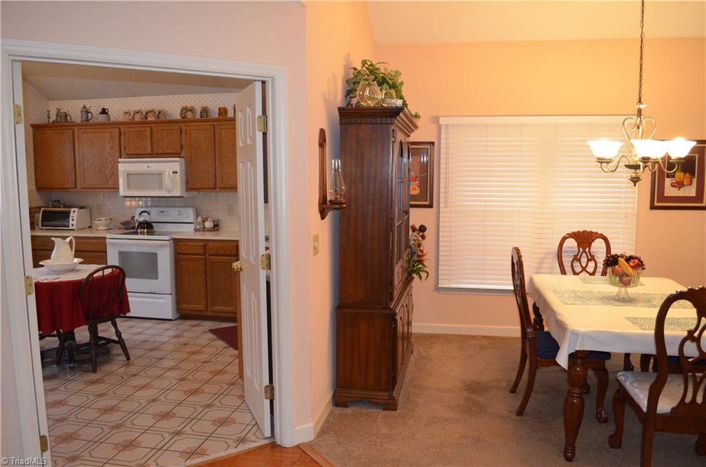 33 Cedar Knoll Drive
