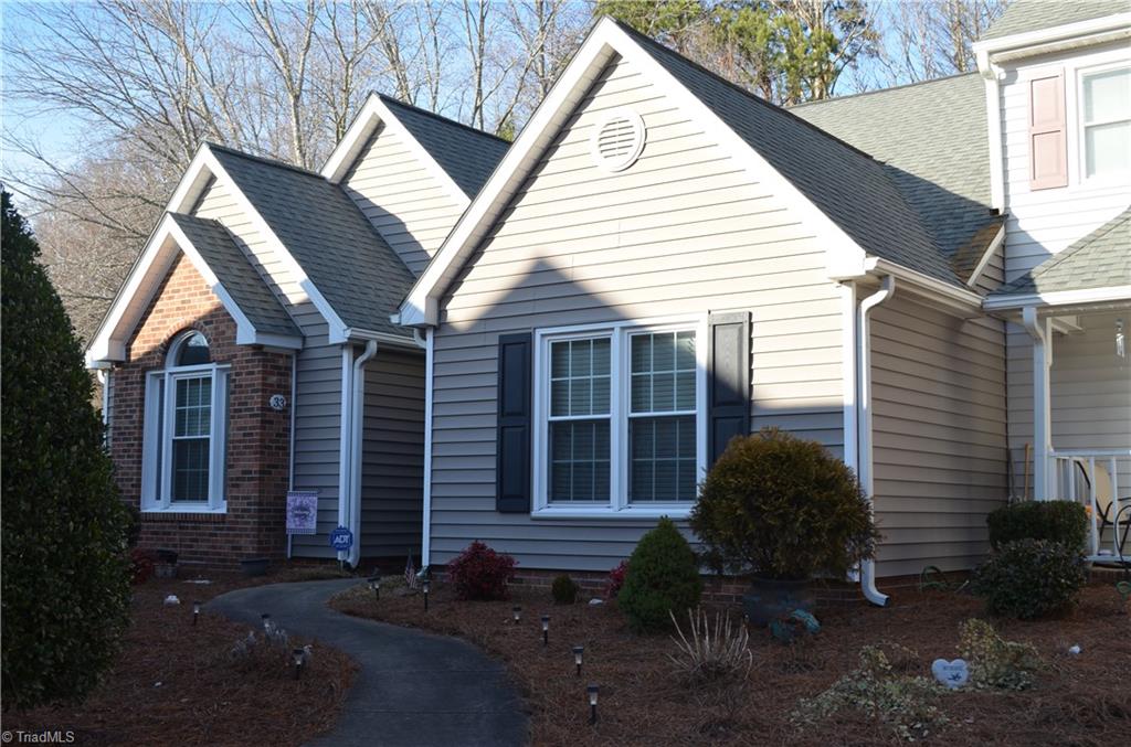 33 Cedar Knoll Drive