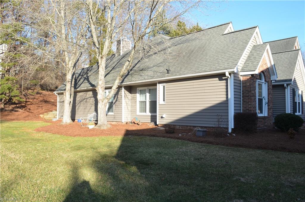33 Cedar Knoll Drive