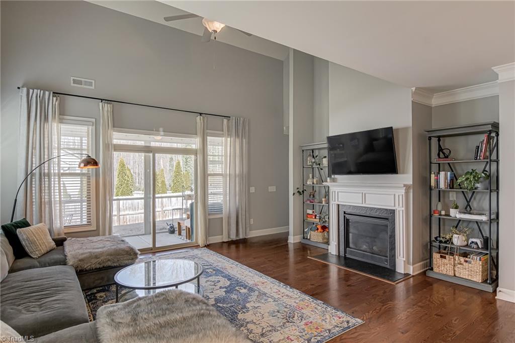 3 Harbor Glen Court