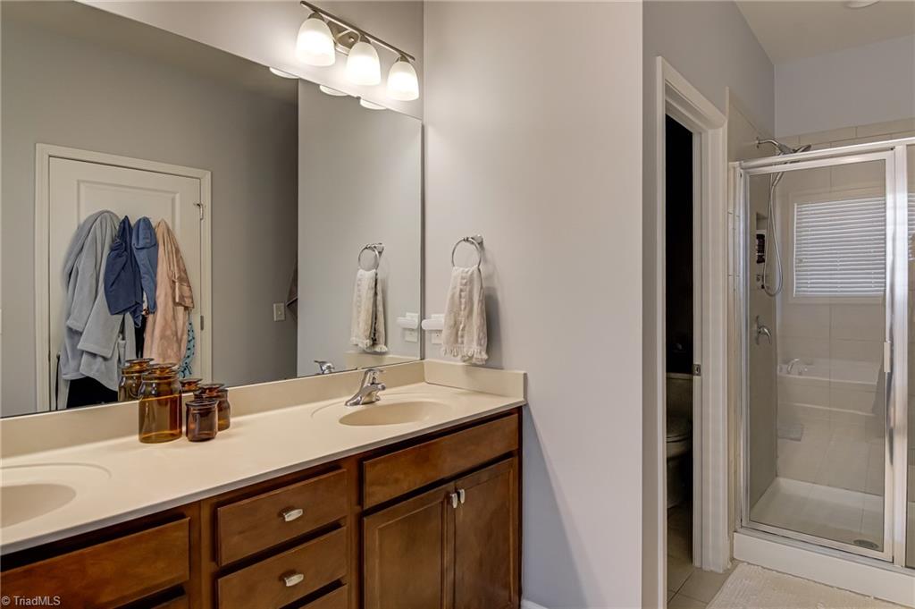 3 Harbor Glen Court