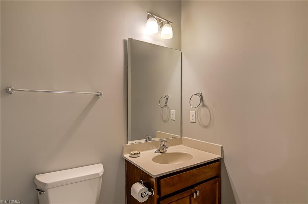 3 Harbor Glen Court