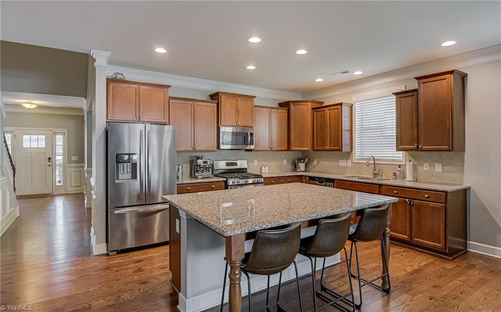 3 Harbor Glen Court