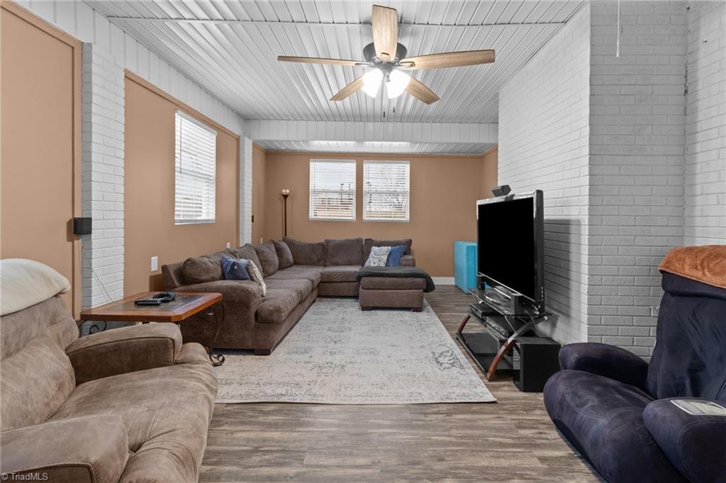 1455 Ridge Road