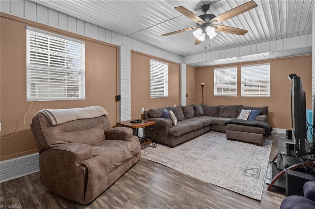 1455 Ridge Road