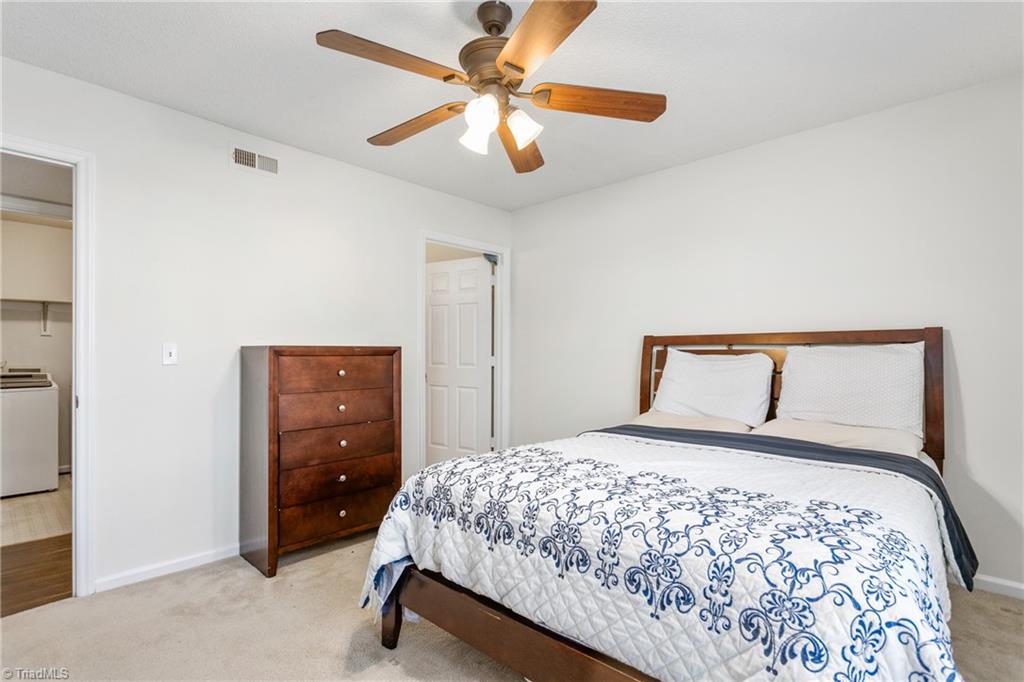 7121 W Friendly Avenue # D