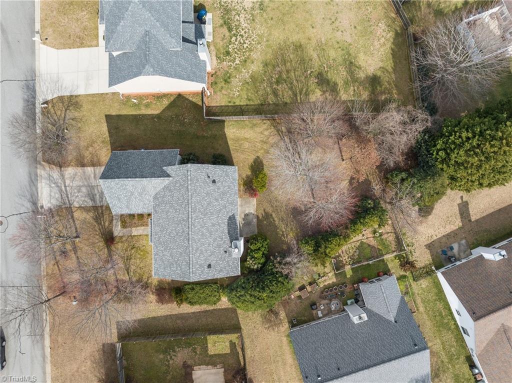 6407 Estes Court