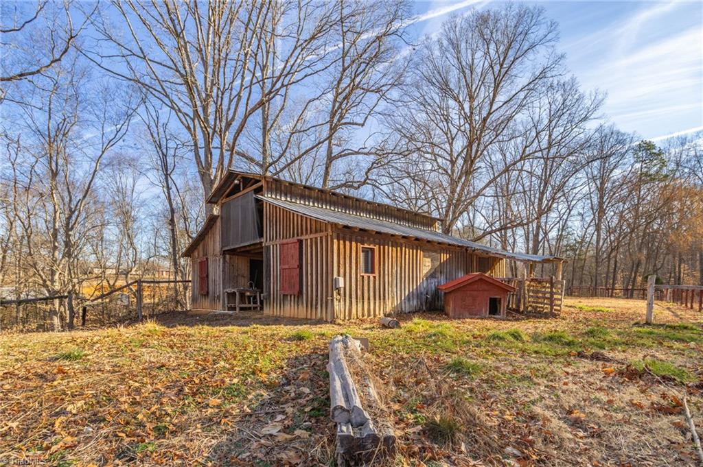 3310 Old Mill Farm Road