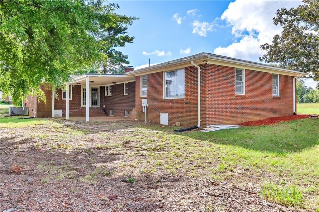 8192 US Highway 158 W