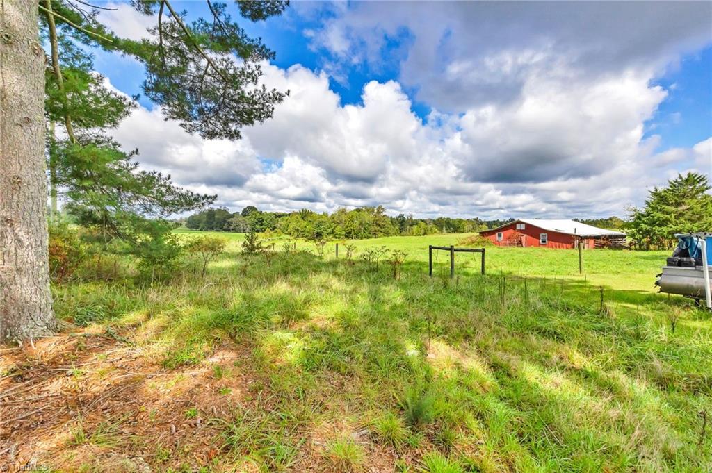 8192 US Highway 158 W