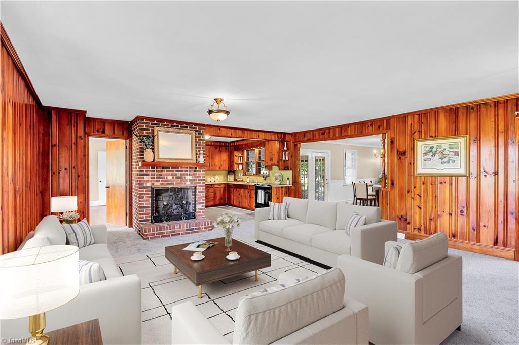 8192 US Highway 158 W