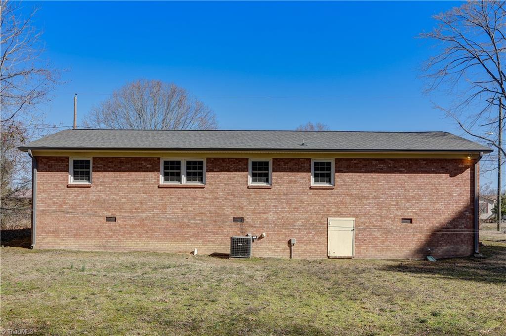 201 W Thomas Drive