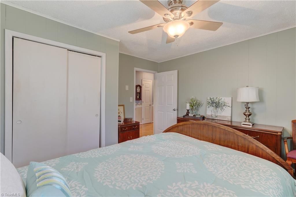 201 W Thomas Drive
