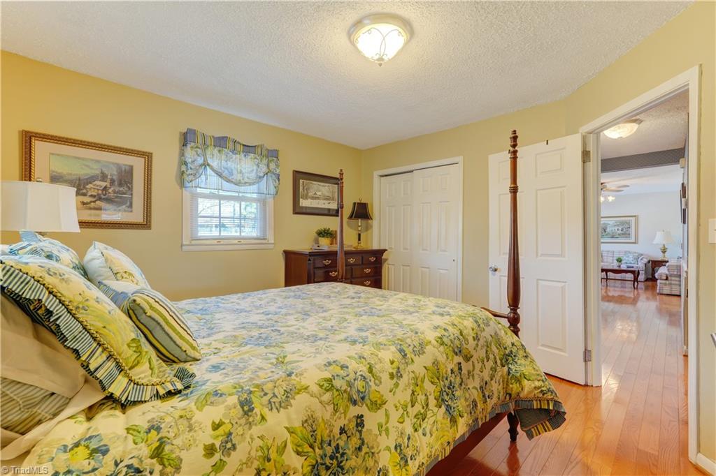 201 W Thomas Drive