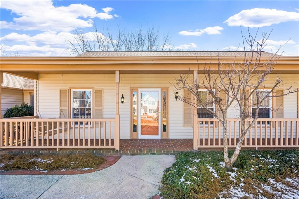 1760 Round Hill Circle