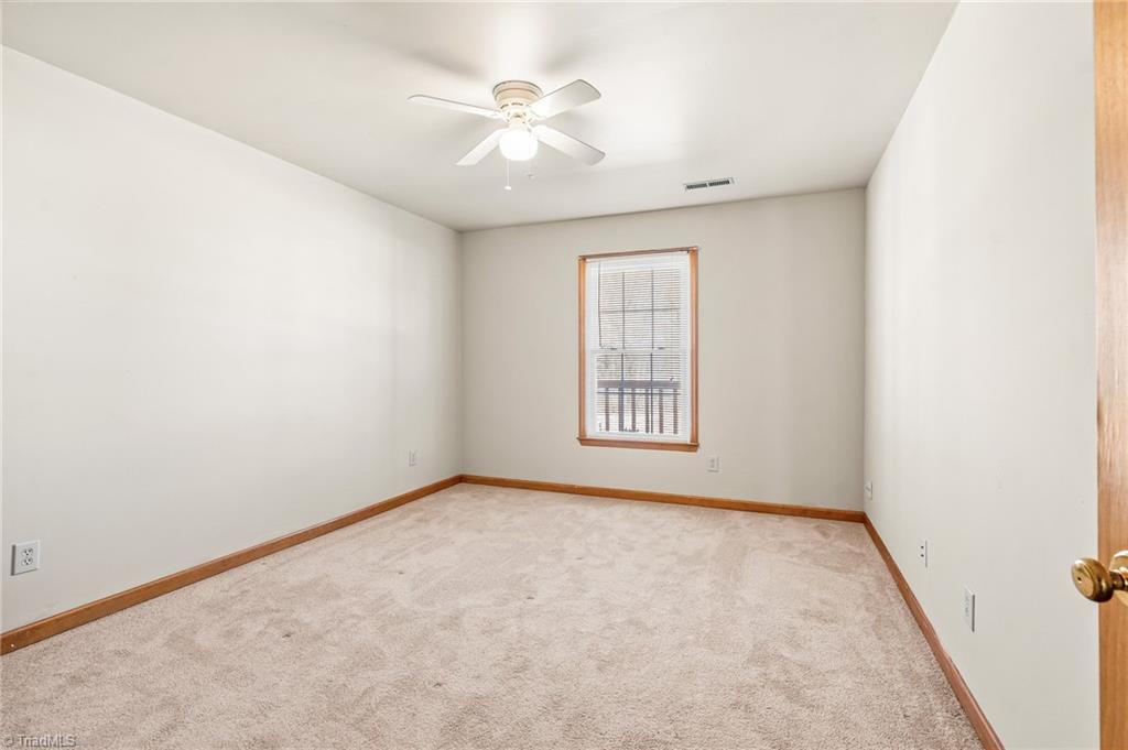 1760 Round Hill Circle