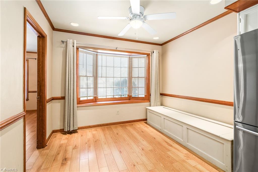 1760 Round Hill Circle
