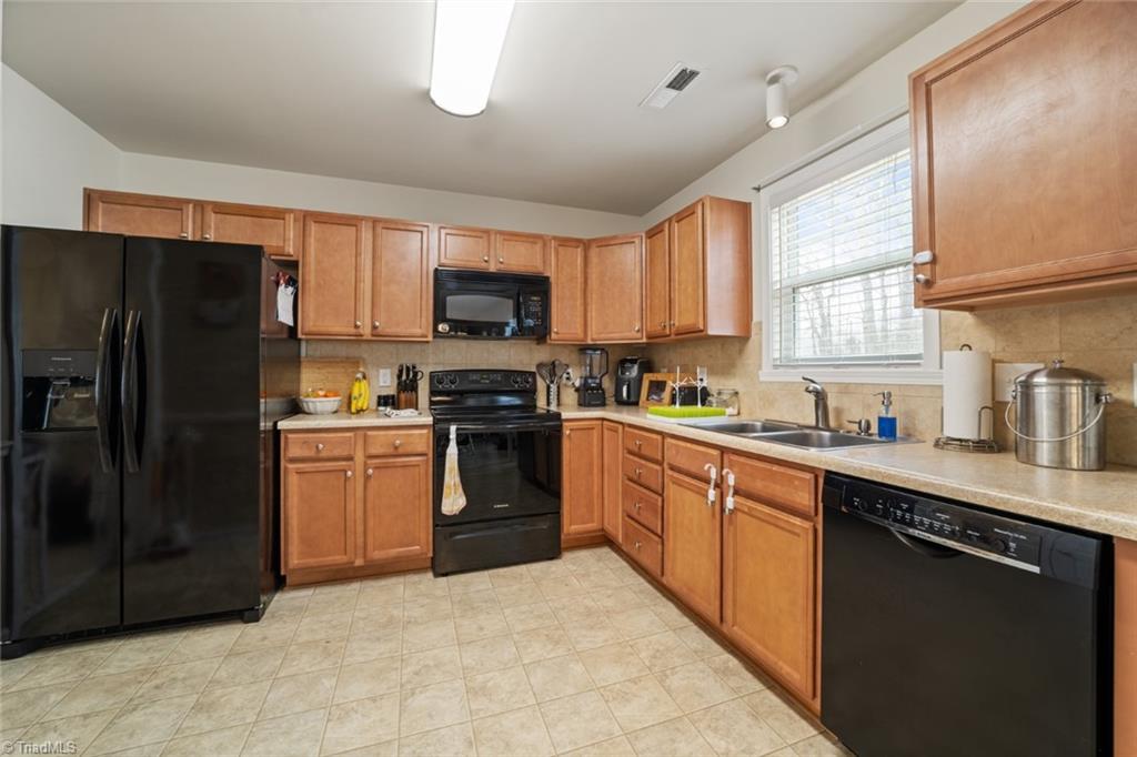 1738 Ridgestone Lane