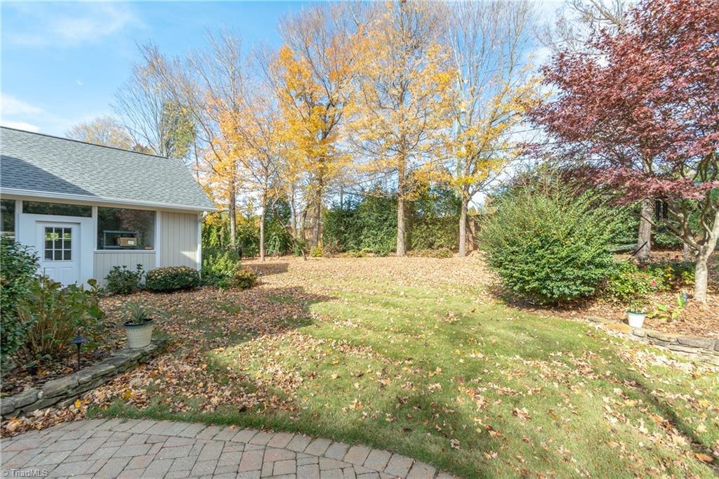 3304 Wedgewood Place