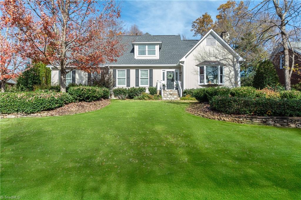 3304 Wedgewood Place