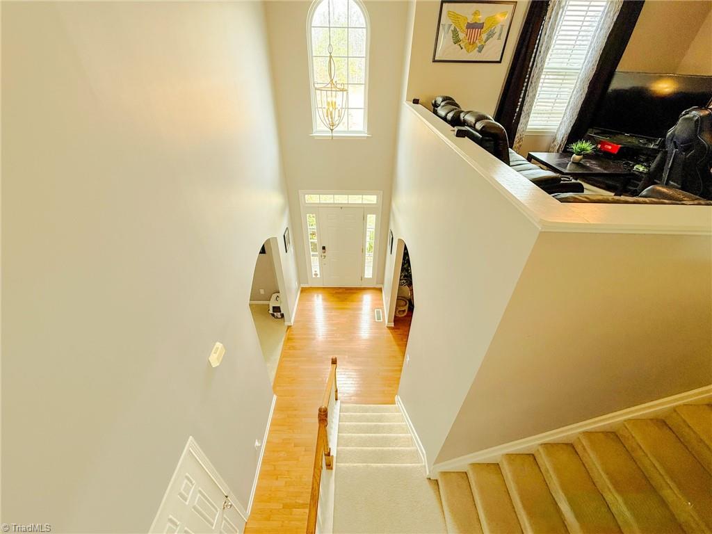 113 Oakmont Court